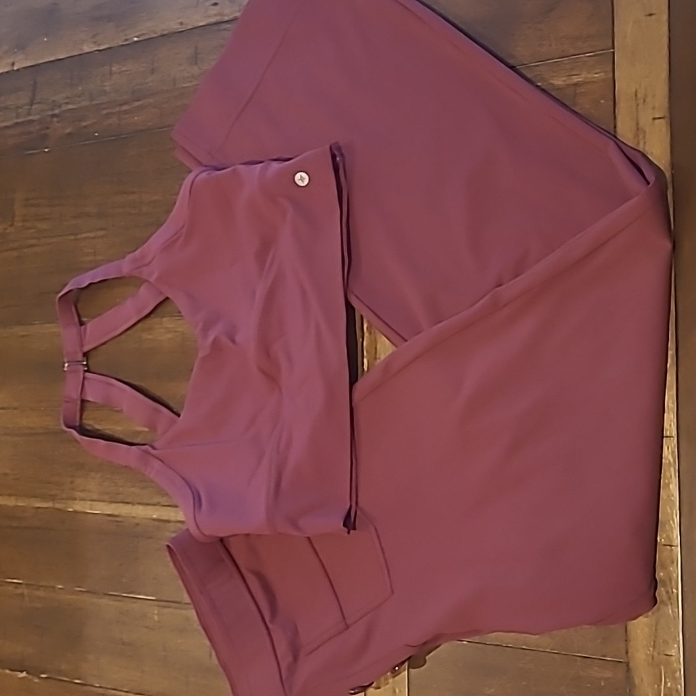 HALARA Plum Sports Bra and Leggings Set